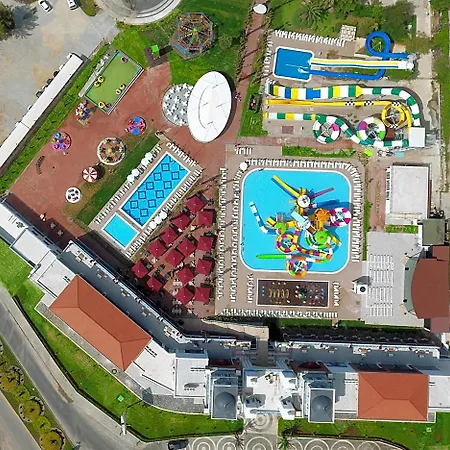 Club Aqua Plaza 4*