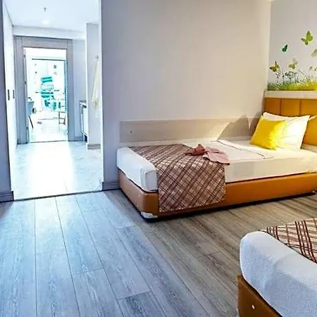 Club Aqua Plaza 4* Odaonu