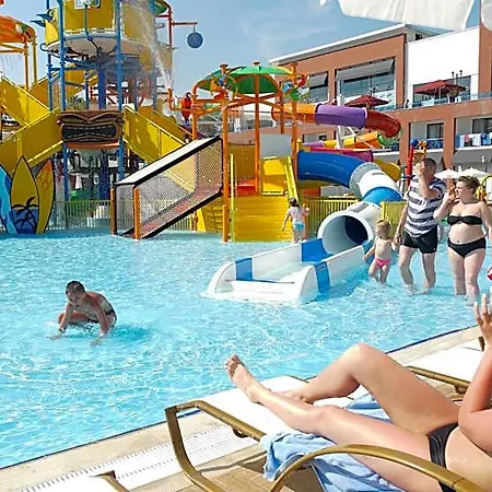 Club Aqua Plaza 4* Odaonu