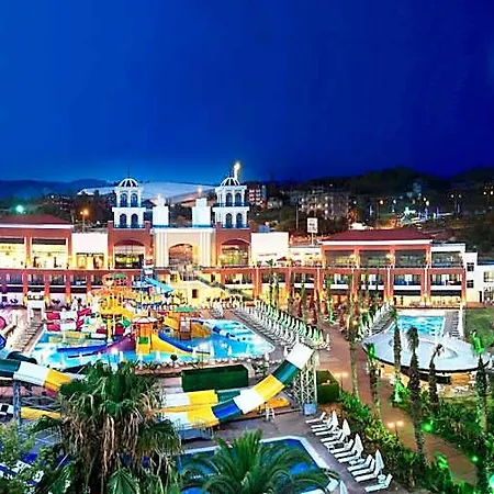 Hotel Club Aqua Plaza 4*